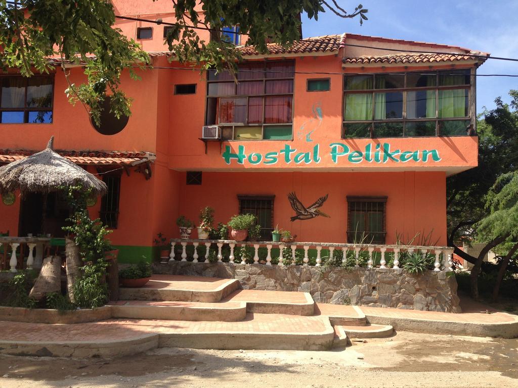 Hostal Pelikan 타강가 외부 사진
